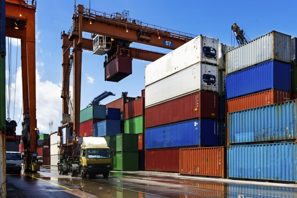 Supertransporte investiga a cuatro puertos por presuntas deficiencias en los escáneres que inspeccionan carga